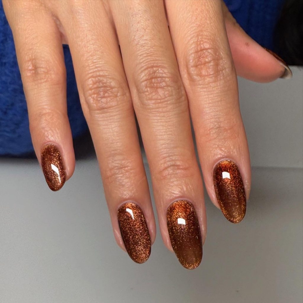 Subtle Cinnamon French Tip