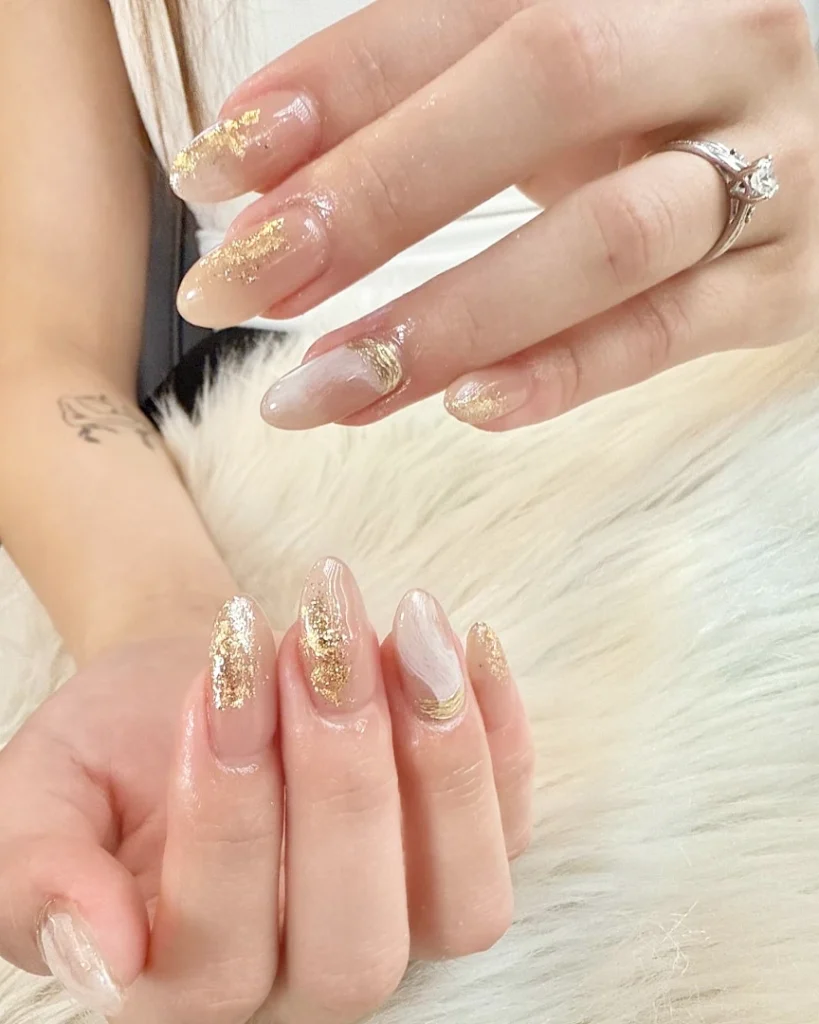 Gold Foil Accents for a Festive Touch